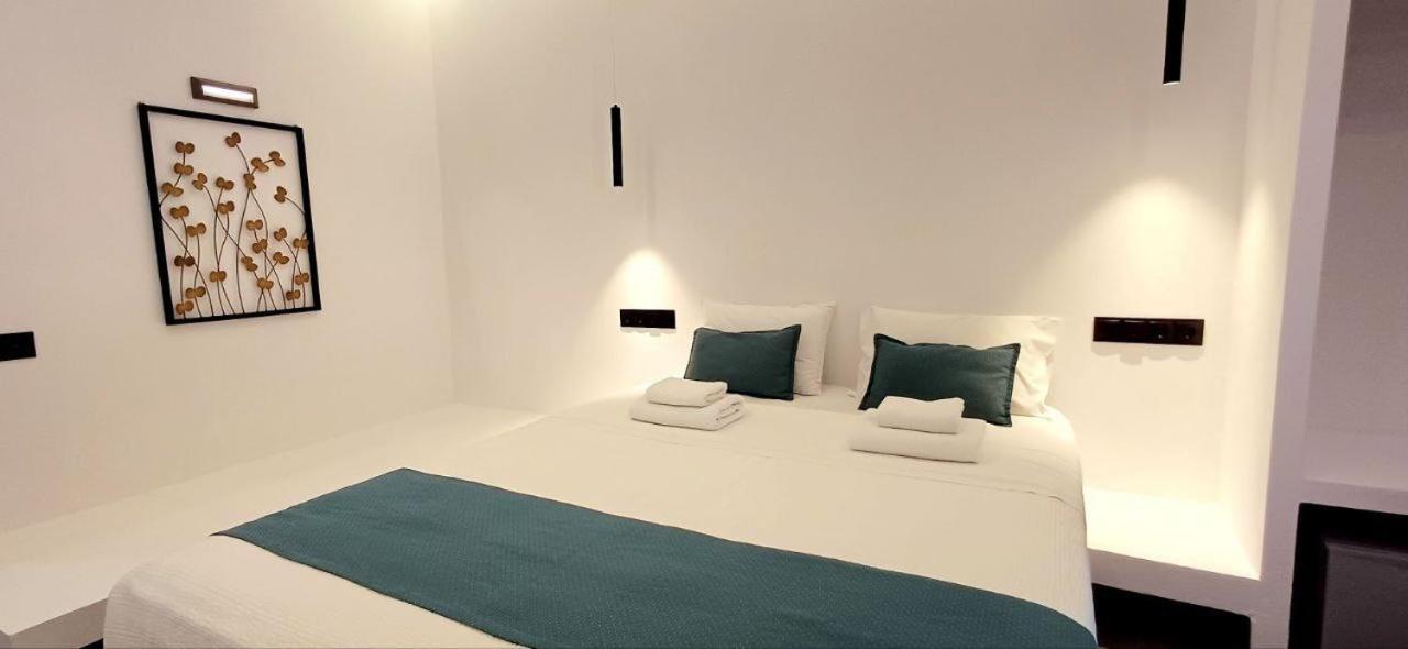 Rigas Hotel Skopelos エクステリア 写真