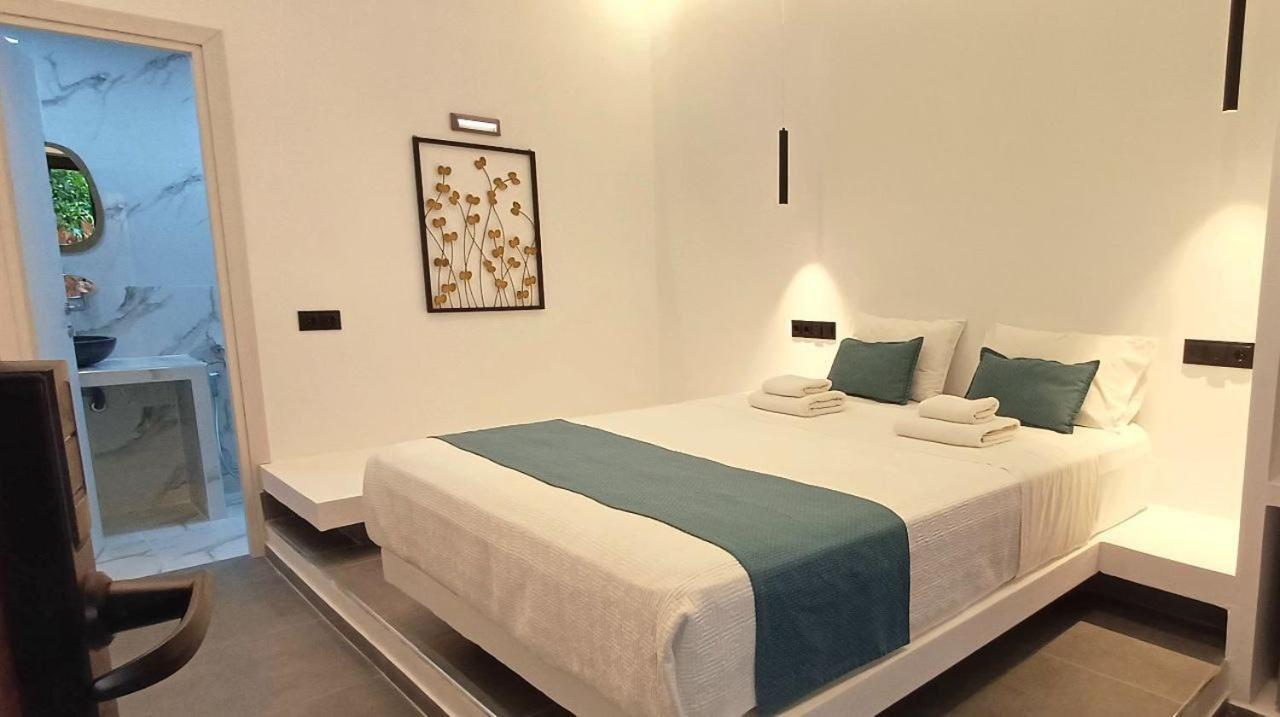 Rigas Hotel Skopelos エクステリア 写真